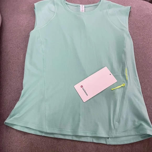 Lululemon Cap Sleeve Hiking Tank Top - Picture 2 of 5